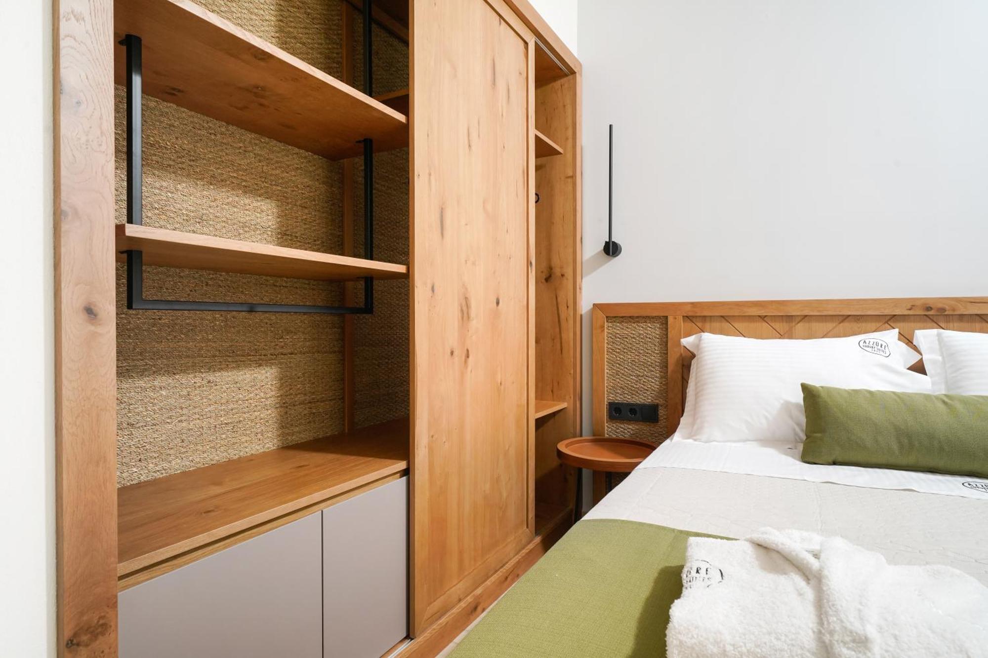 Azzure Luxury Suites 포토스 외부 사진